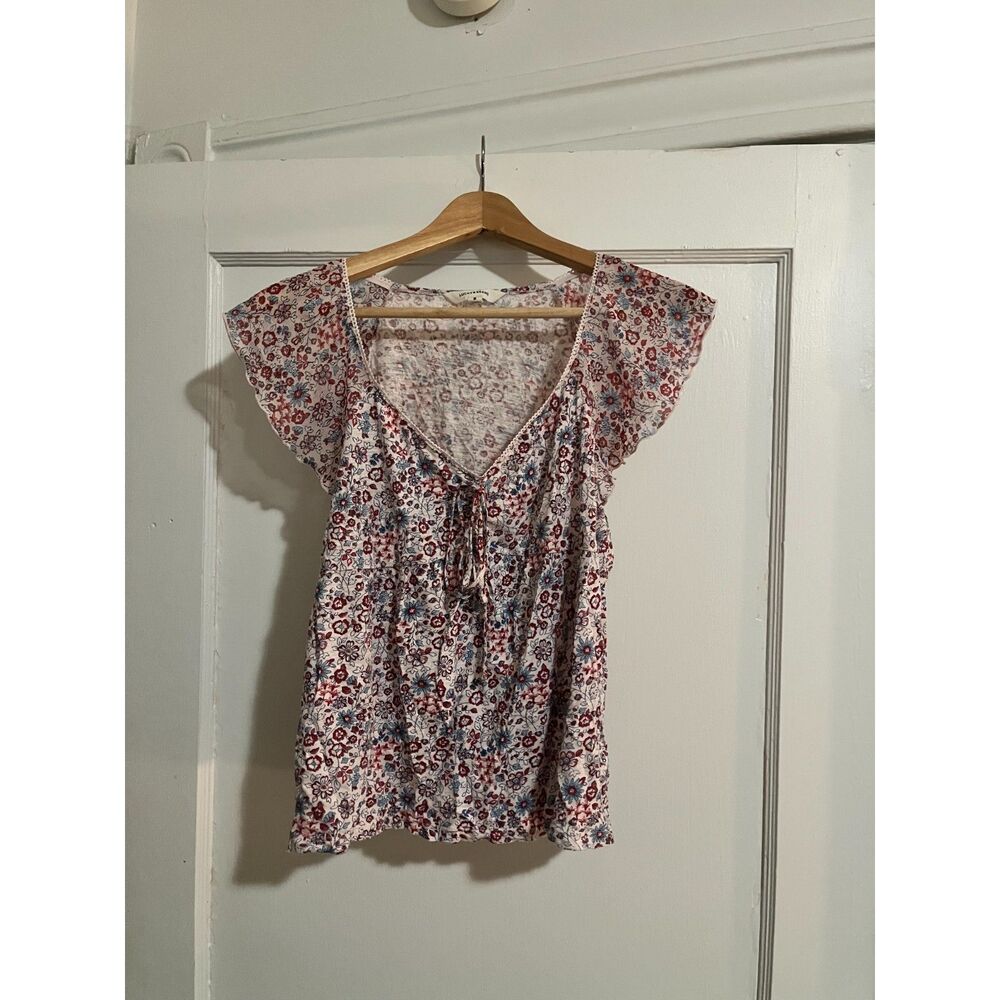 Lightweight Floral Lucky Brand Flutter Sleeve Top